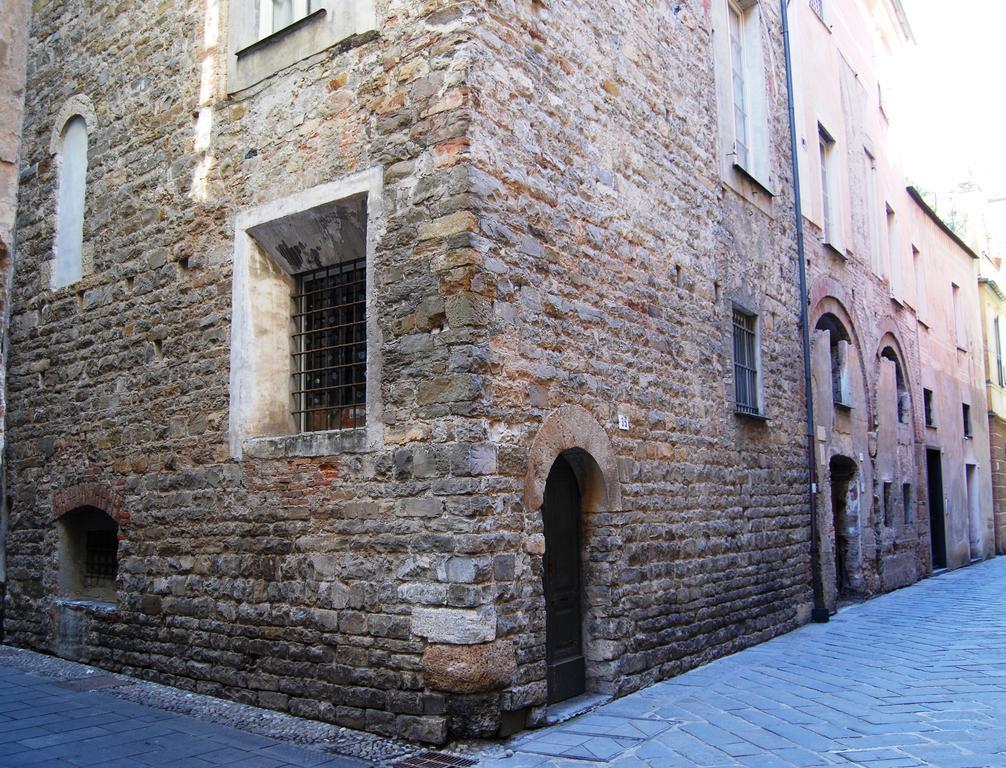 Palazzo Lengueglia B&B Albenga Exterior photo